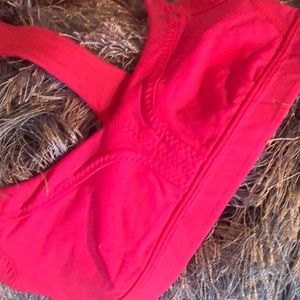 Size 2  NWOT bright pink sports bra Lululemon